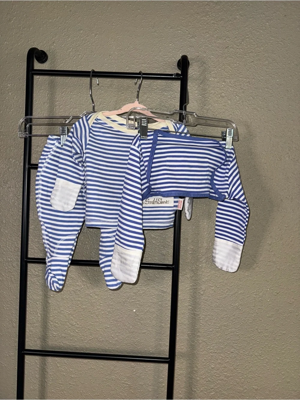 ScratchSleeves Blue & White Striped 3-Piece Baby Set 6–9M